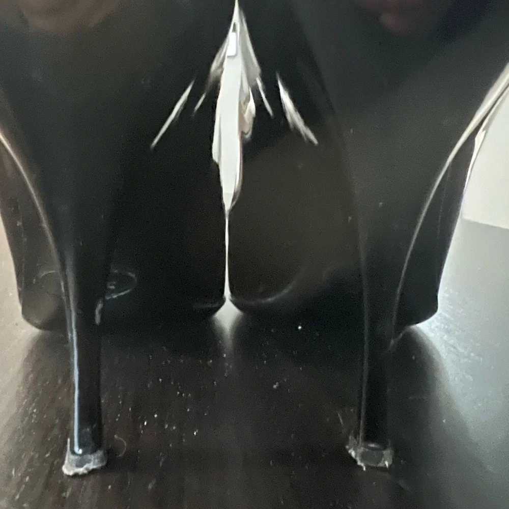 Prada patent leather peep toes - Picture 5 of 7